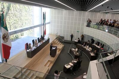 Congreso tiene 159 iniciativas congeladas