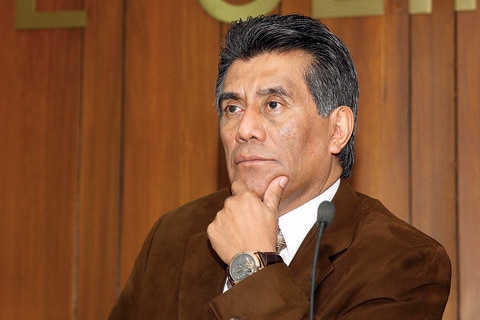 Revocarían registro de FMB