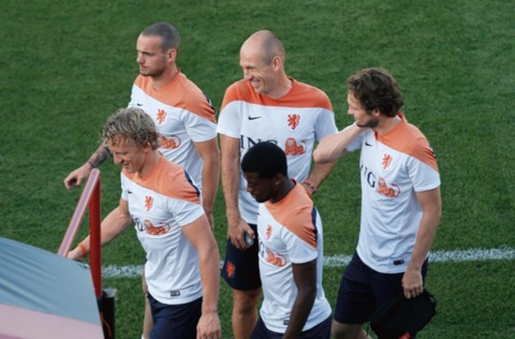 Robben se queja de tantos golpes 