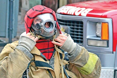 Bomberos recolectan fondos