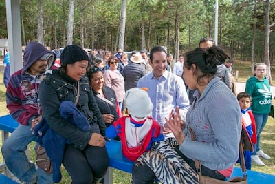 Entrega FDS tres canchas en San Joaquín
