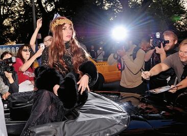 Gaga y Harris pelean y se disculpan en Twitter