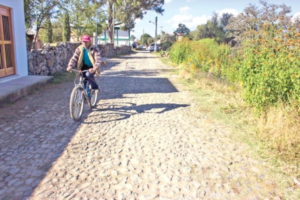Invertirán $40 mdp en redes eléctricas
