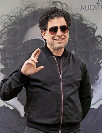 Divulgan en internet el video erótico de la novia de Calamaro 