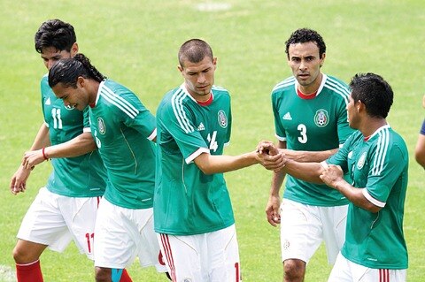 El Tri, a mostrar “punch”