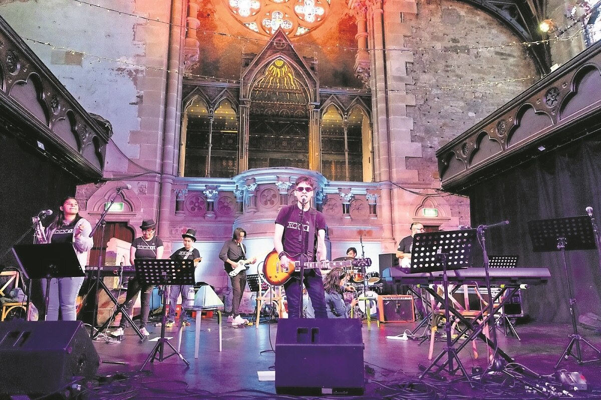 La banda Rock DI invita a un viaje por Mi mundo