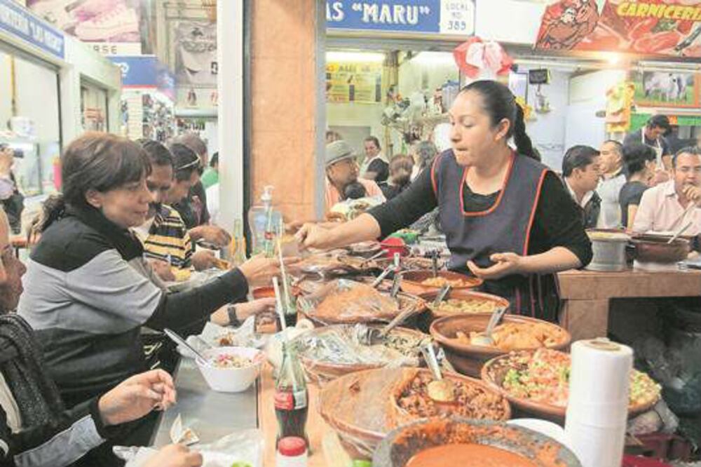 Mercado festeja 35 aniversario