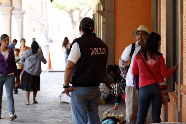 La Secretaría del Trabajo lanzó el programa Conoce a tu inspector —actualmente hay cuatro—, con el que se busca que la ciudadanía los identifique. (ARCHIVO. EL UNIVERSAL)