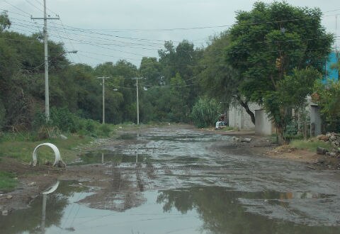 Solicitan pavimentación desde 1999