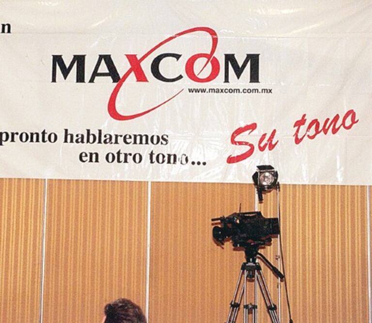 Maxcom nombra nuevo director