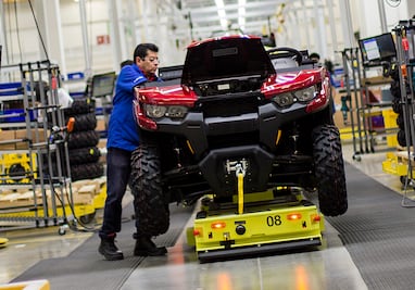 Industria automotriz quiere retener personal