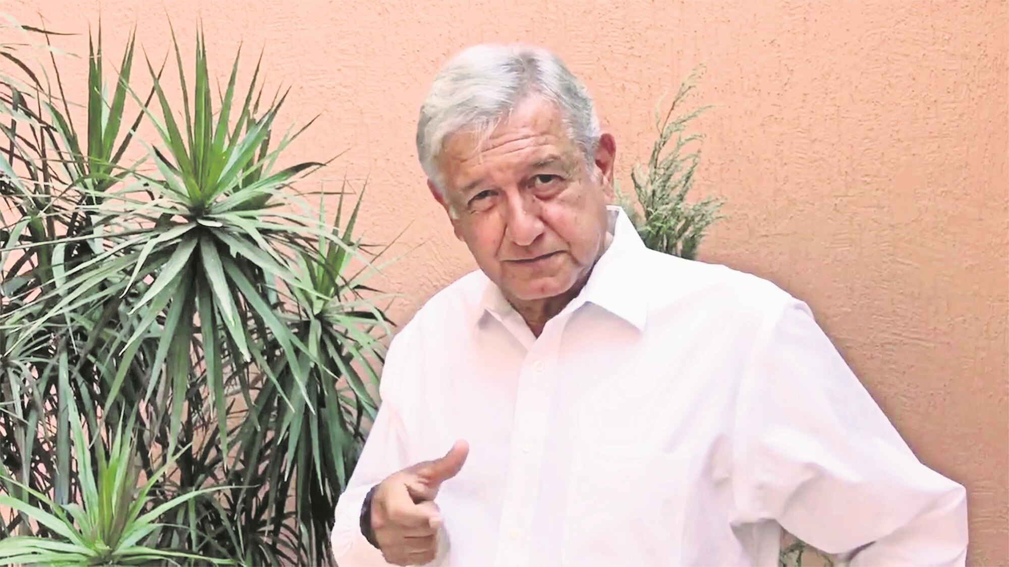 López Obrador los acusa de “paleros de la mafia del poder”
