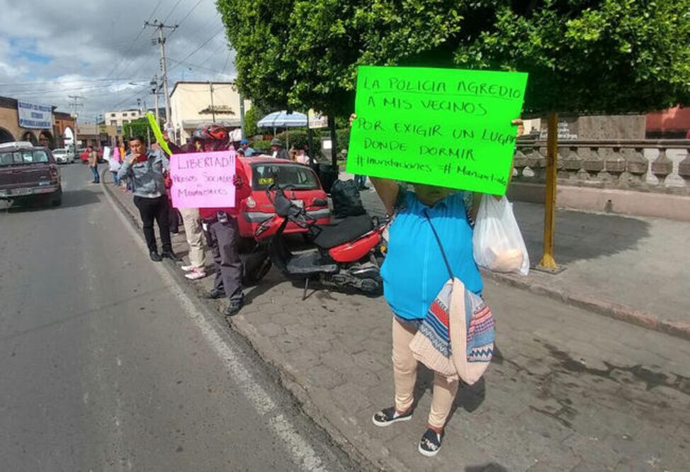 Durante las primeras dos horas de arresto no se brindó información respecto al lugar en donde se encontraban los detenidos, después comenzaron a liberarlos sin pedirles una fianza. (ALMA CÓRDOVA. EL UNIVERSAL)