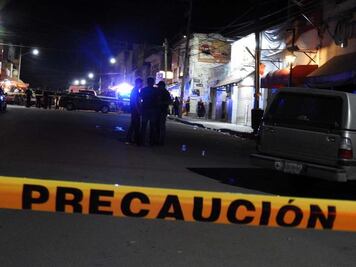Riña en bar deja cuatro heridos   