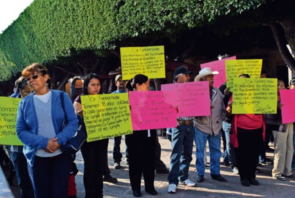 Demandan escrituras en Vista Hermosa