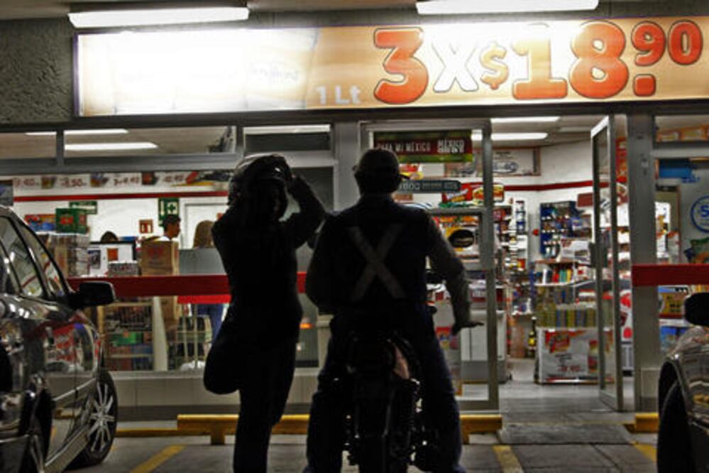 Buscan ampliar horarios de venta de alcohol