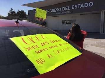 Uber advierte incremento en tarifas