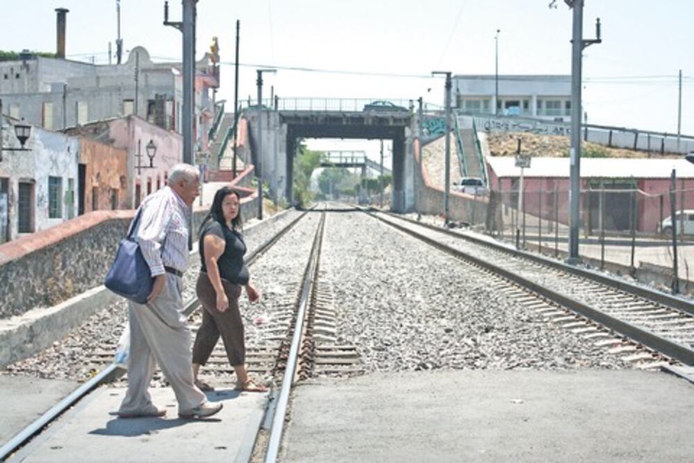 Chinos construirán tren por 50 mmdp