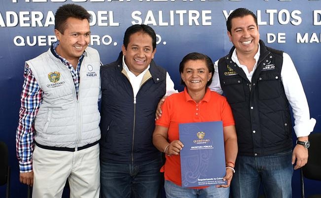 Entregan 250 títulos de propiedad en la capital