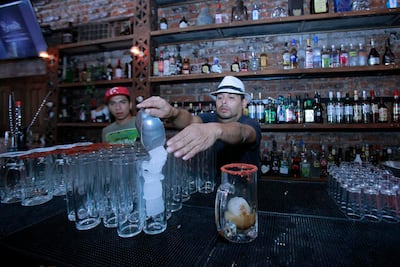 Cabrito y espadas, al estilo Bendita