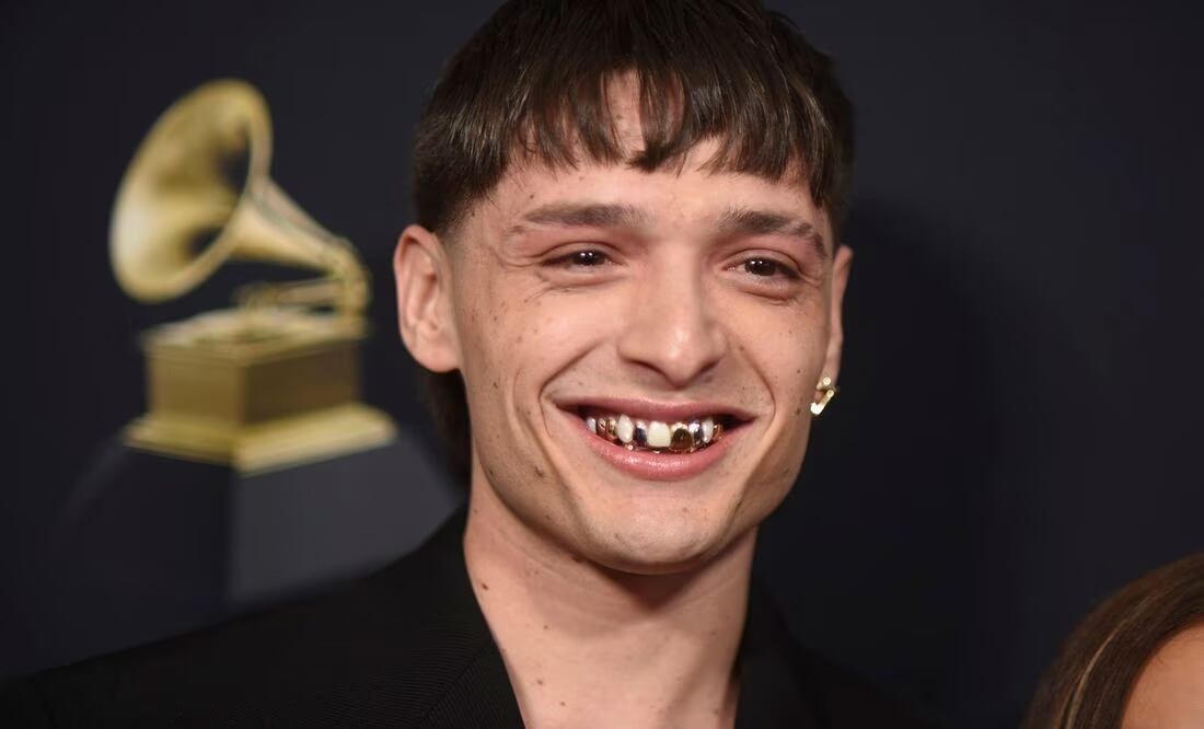 Peso Pluma se ha convertido en uno de los cantantes más exitosos y polémicos. Foto:AP