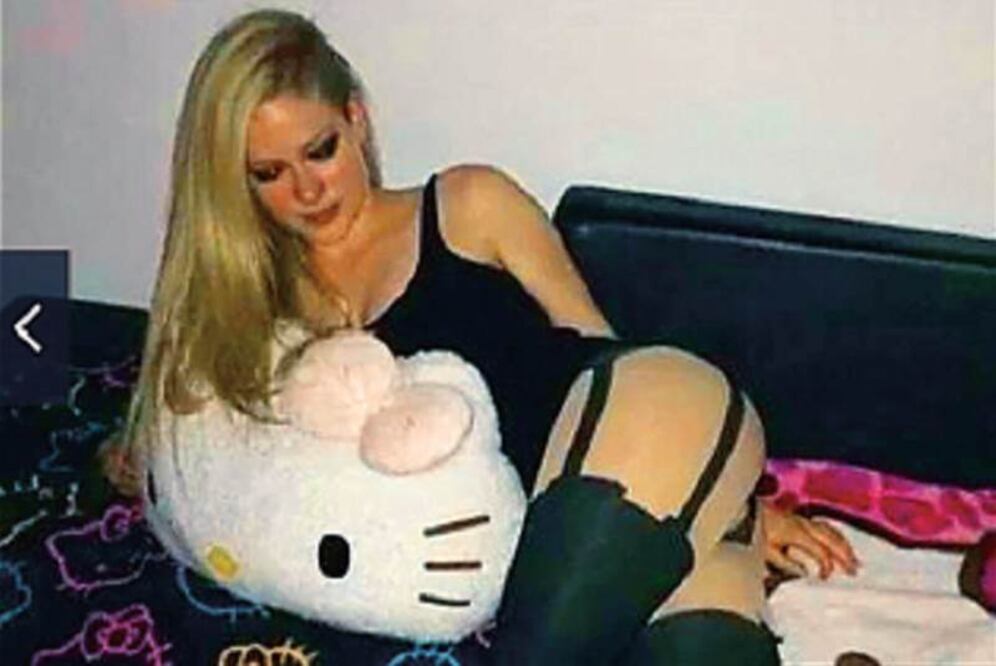 Siguen desnudando a las famosas