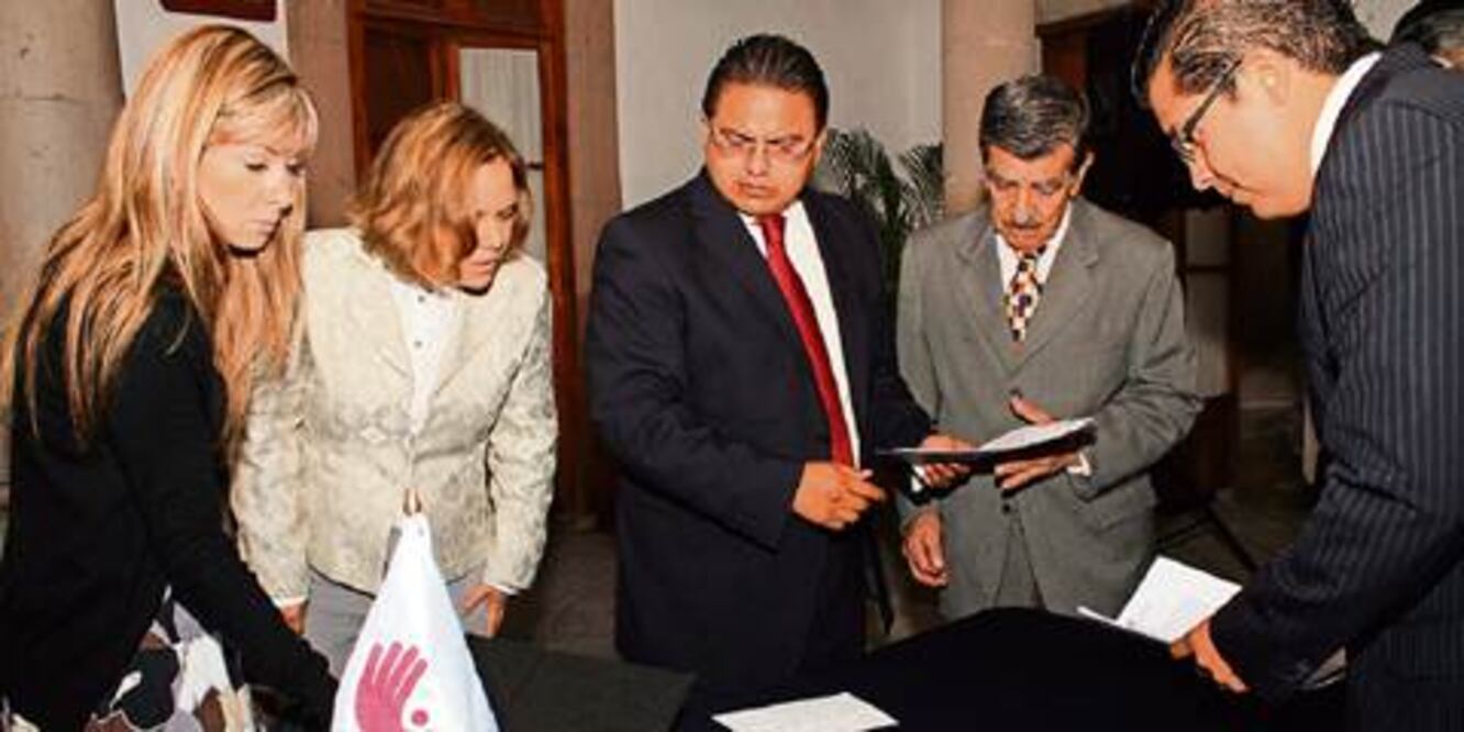 Asfixia recorte a CEDH, alertan