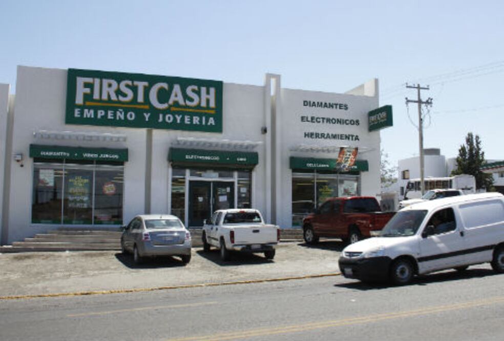 Asaltan joyería a plena luz del día