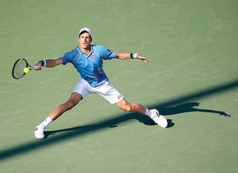 Djokovic se repone y vence a Dolgopolov