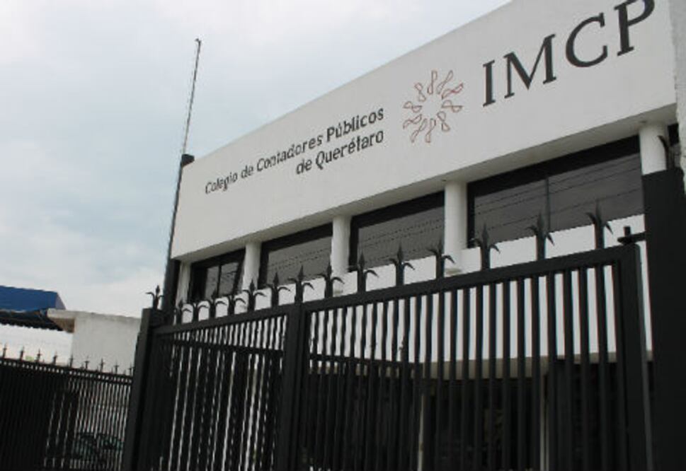 Colegios presentan iniciativas de Ley