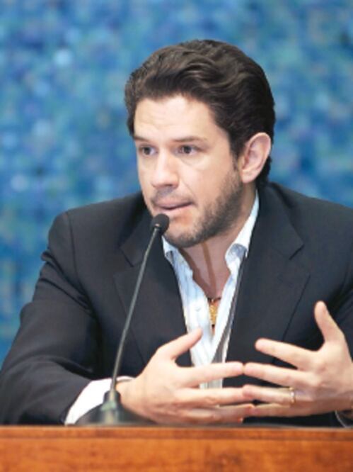 La directiva de Chivas se tardó en buscar al ‘Cepillo’