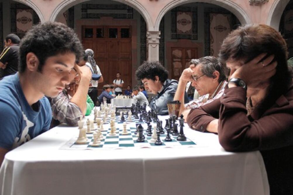 Ajedrecistas ya piensan en 2014