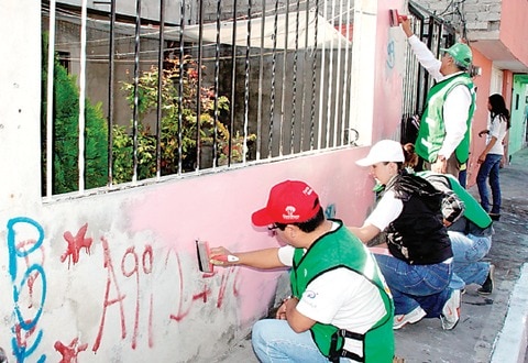 Trabajan en Lomas de Casa Blanca 