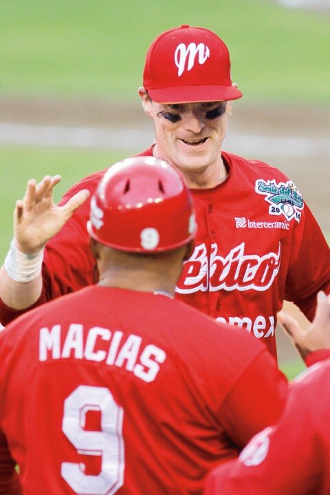 Buscan un adiós con el gallardete