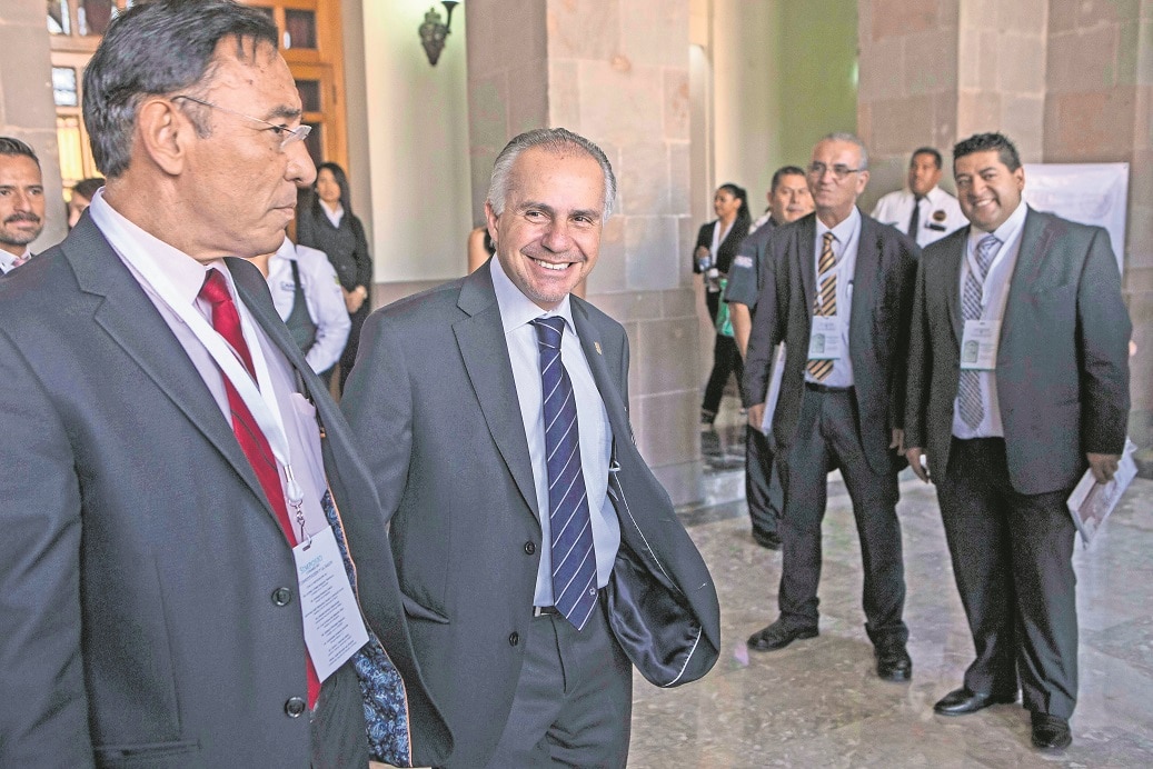 Se quejan más de servicios médicos privados: Alfredo Gobera