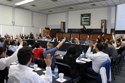 Juez avala a JLCA; niega toma de nota a Nuri Villaseñor 