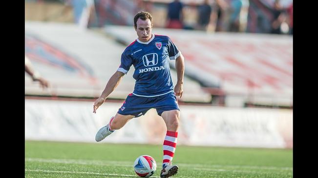 Torrado se retira en el juego Indy Eleven- Carolina (FOTO: ESPECIAL)