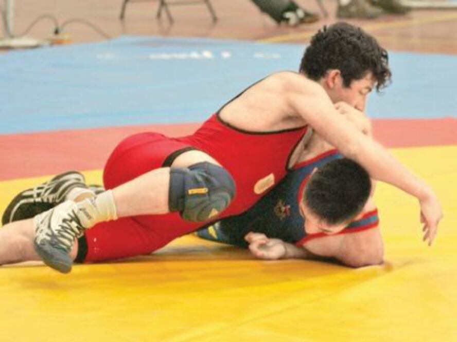 Condicionan becas municipales a deportistas