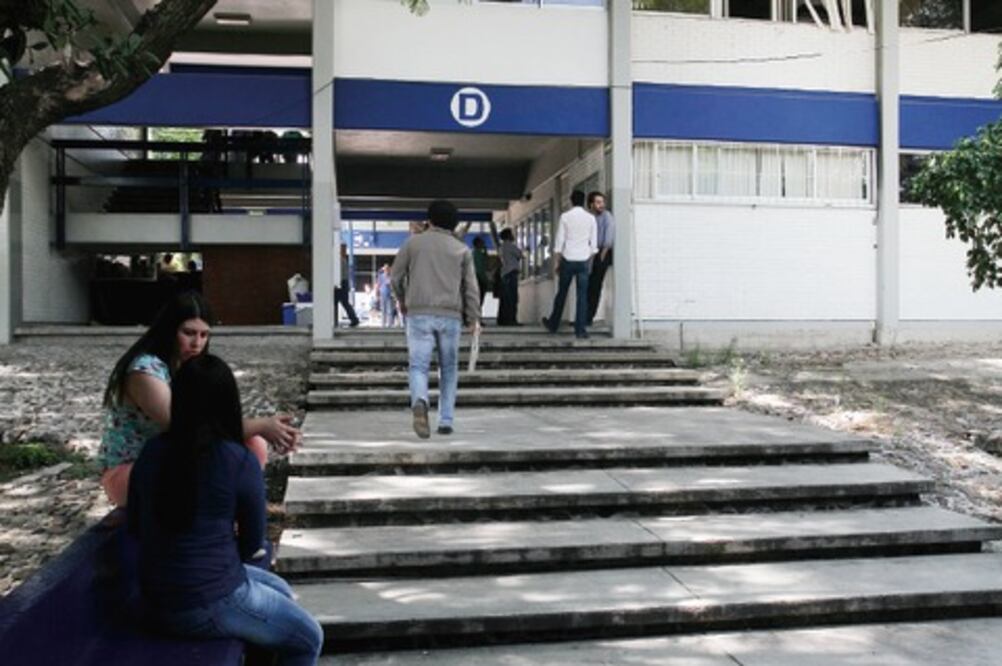 Regresan a clases 28 mil estudiantes