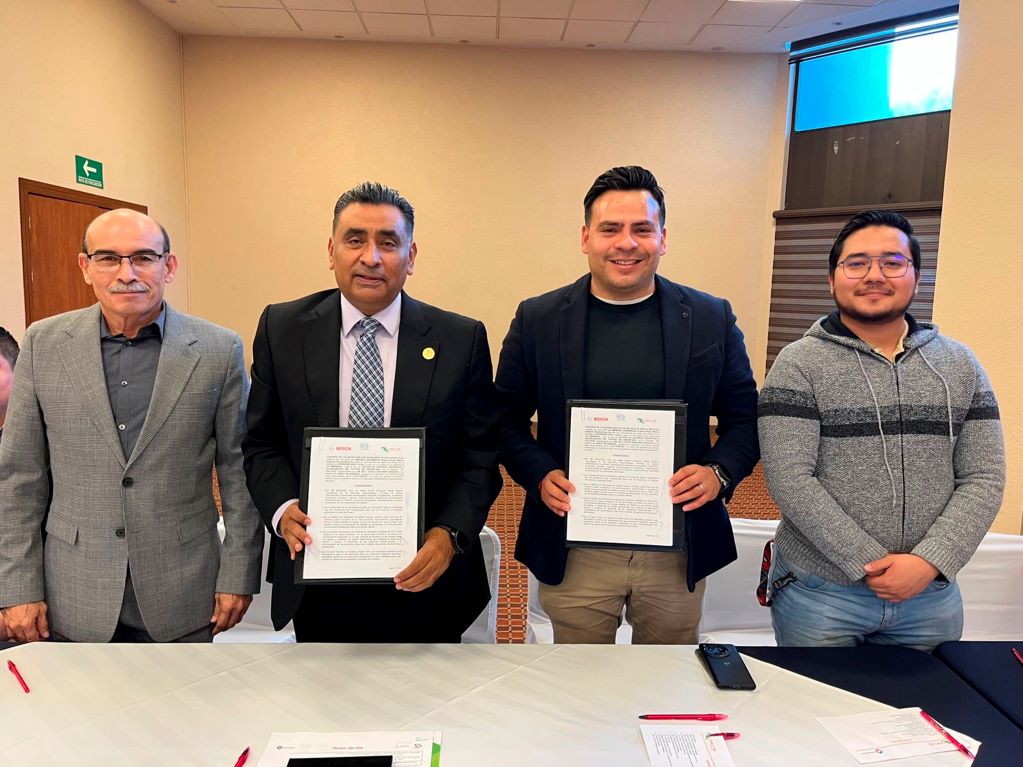 Jóvenes fortalecen formación gracias  al programa de Educación Dual