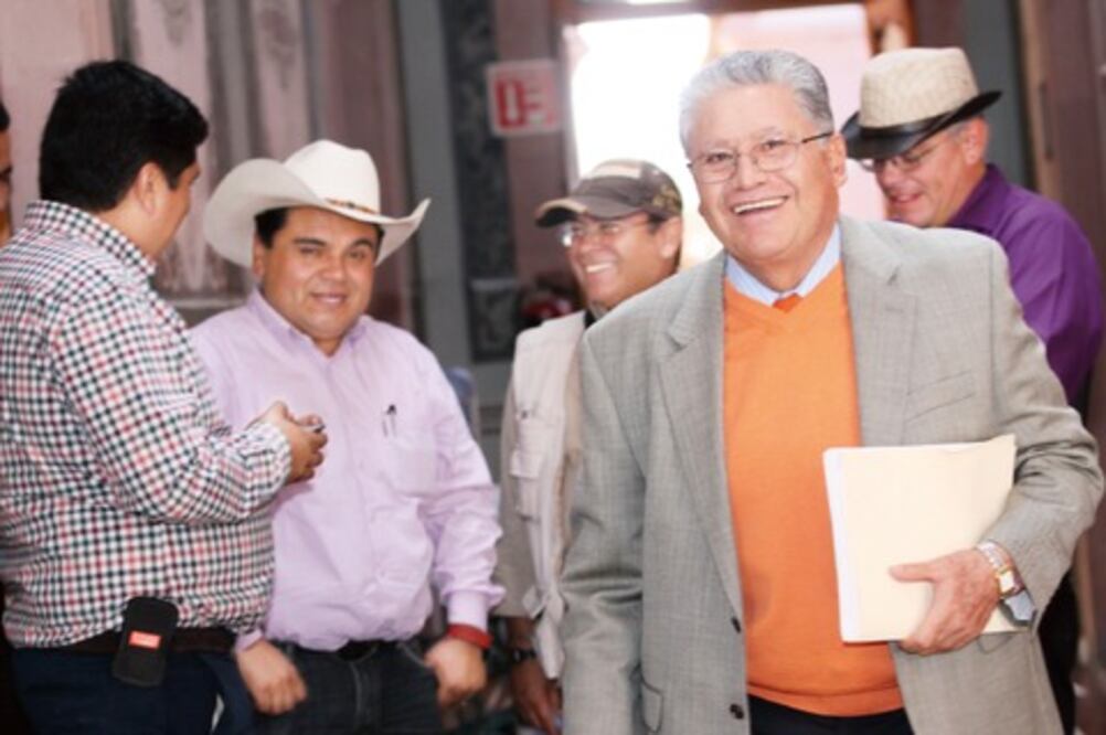 Descartan en MC coalición con el PRI