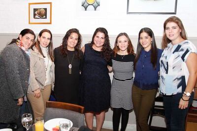 Ya viene la cigüeña