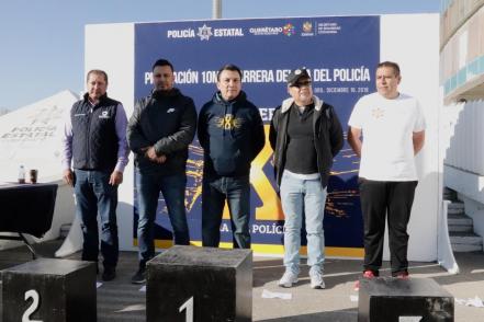 Policías, ¡a correr!