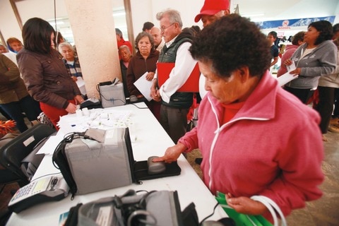 Revisa  los cambios  que tiene la constancia