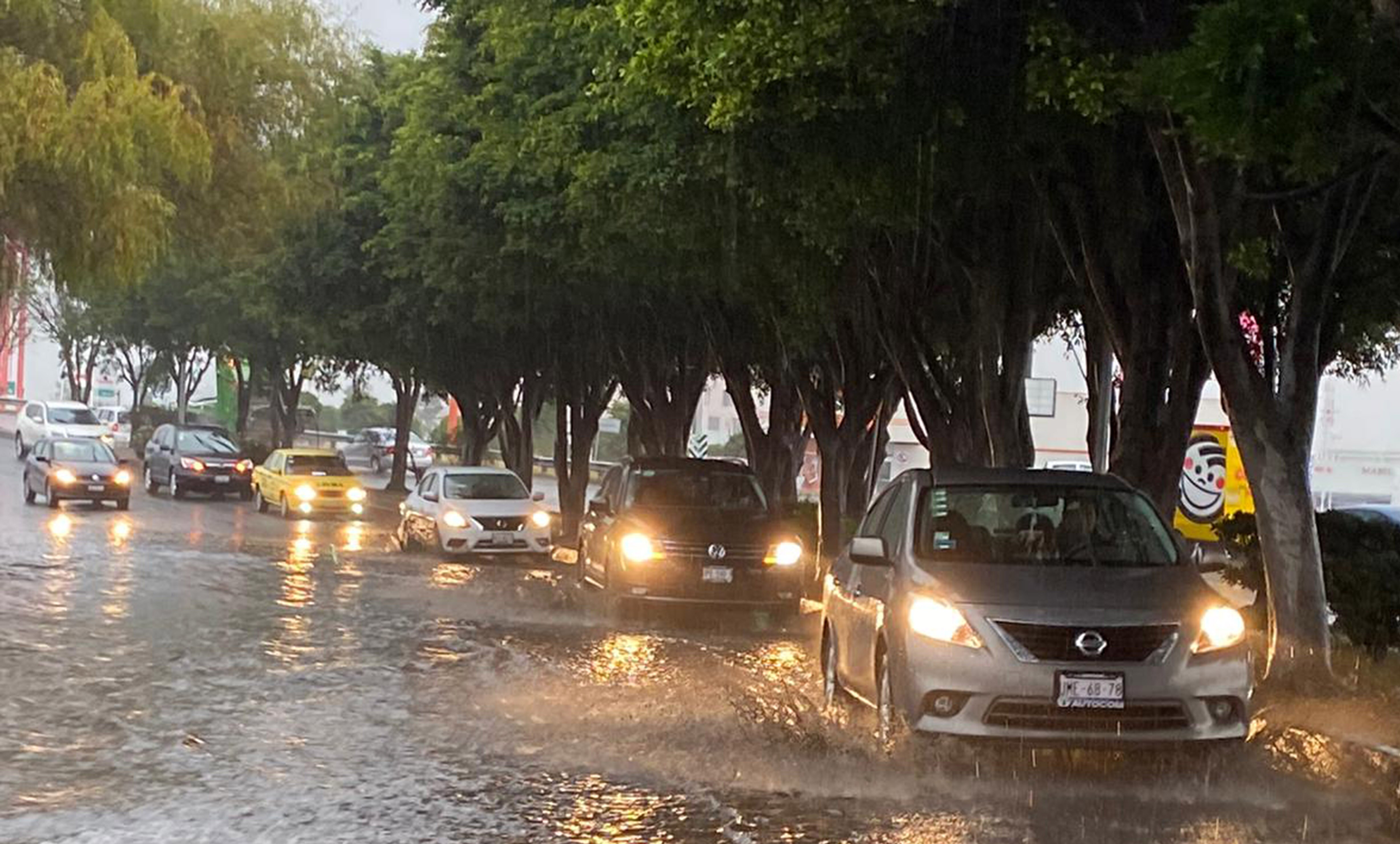 #Crónica| Invierno lluvioso. Lenta movilidad en la capital