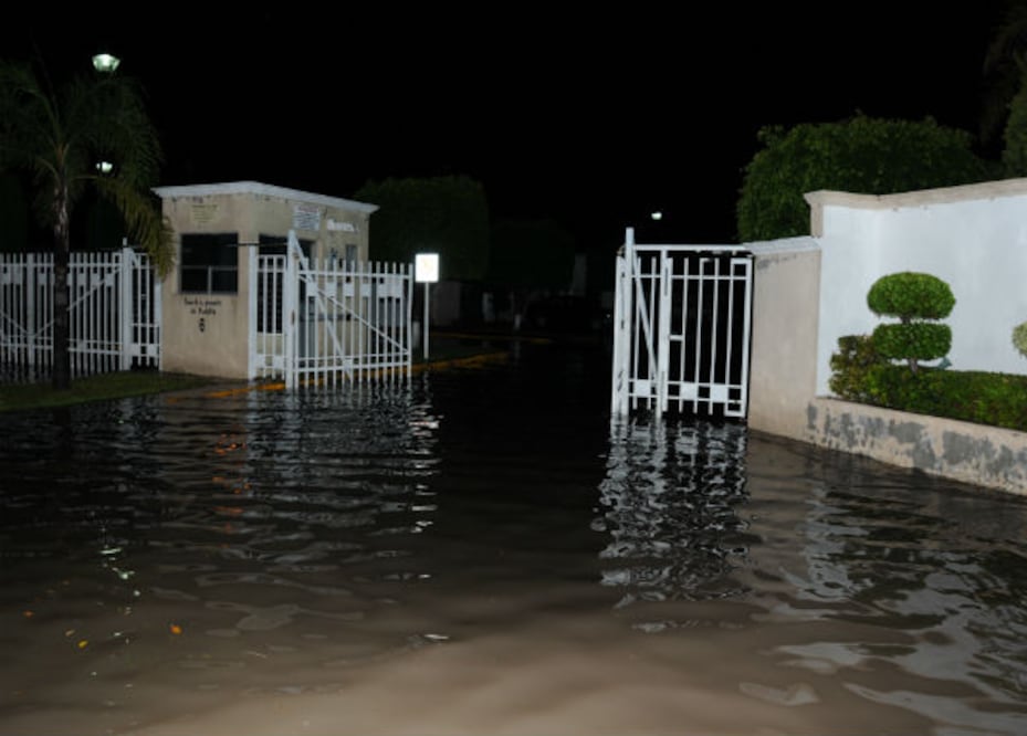 Atienden afectaciones por lluvias
