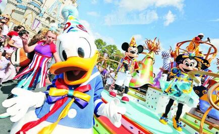 ¿Acosan a Minnie Mouse? Cosas extrañas en lo parques de Disney