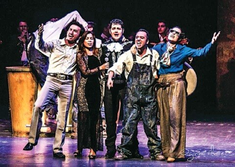 El teatro invade las calles de San Miguel