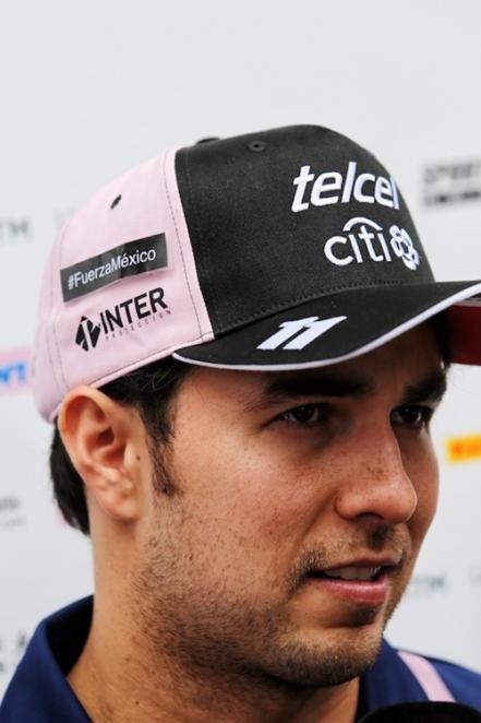 'Checo' Pérez correrá en Malasia con el mensaje #FuerzaMéxico en su monoplaza