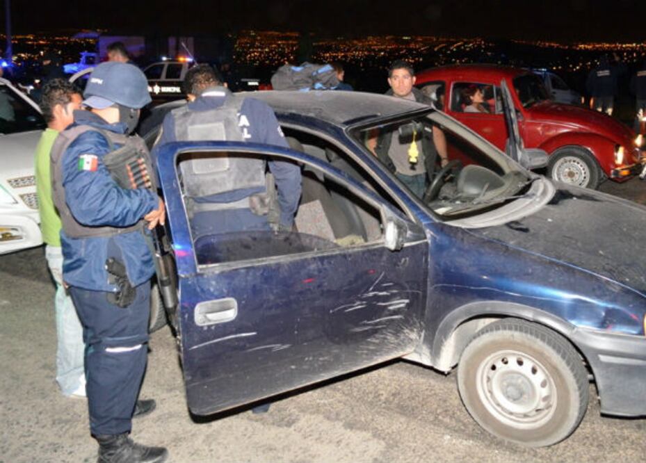 Alcoholímetro revisa 142 vehículos